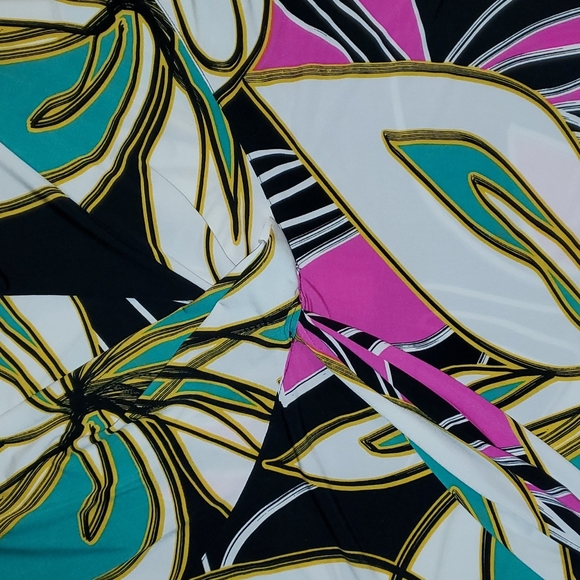 TAHARI Blouse - Picture 4 of 8